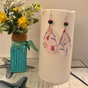 Beautiful flower print !